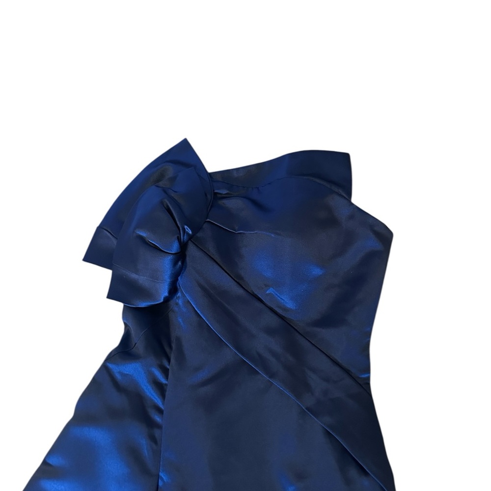 Cicinia Elegant Navy Blue Evening Gown - Picture 5 of 10